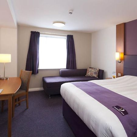 Premier Inn Birmingham City - Aston Eksteriør bilde