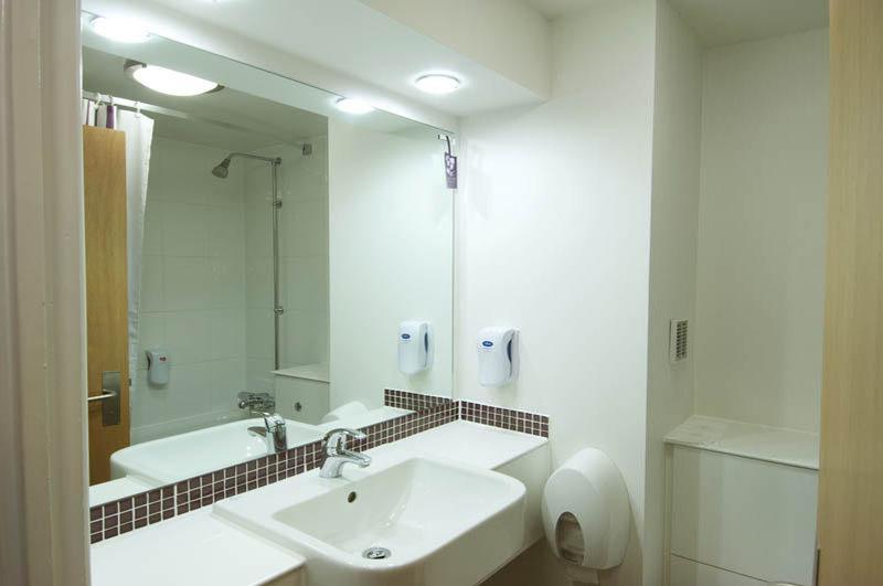 Premier Inn Birmingham City - Aston Eksteriør bilde